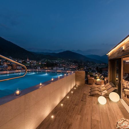 Brunet - The Dolomites Resort Fiera Di Primiero Esterno foto