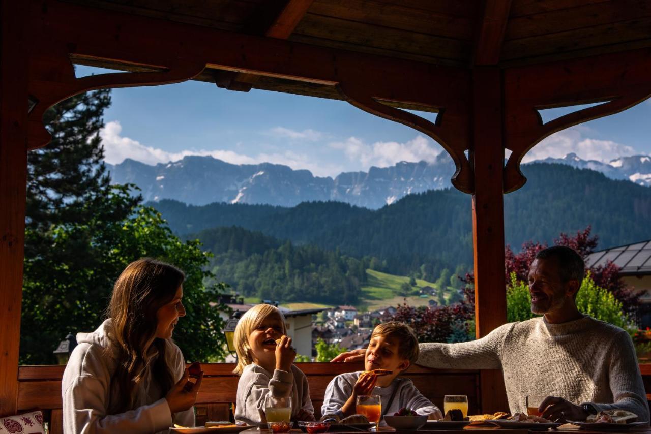 Brunet - The Dolomites Resort Fiera Di Primiero Esterno foto