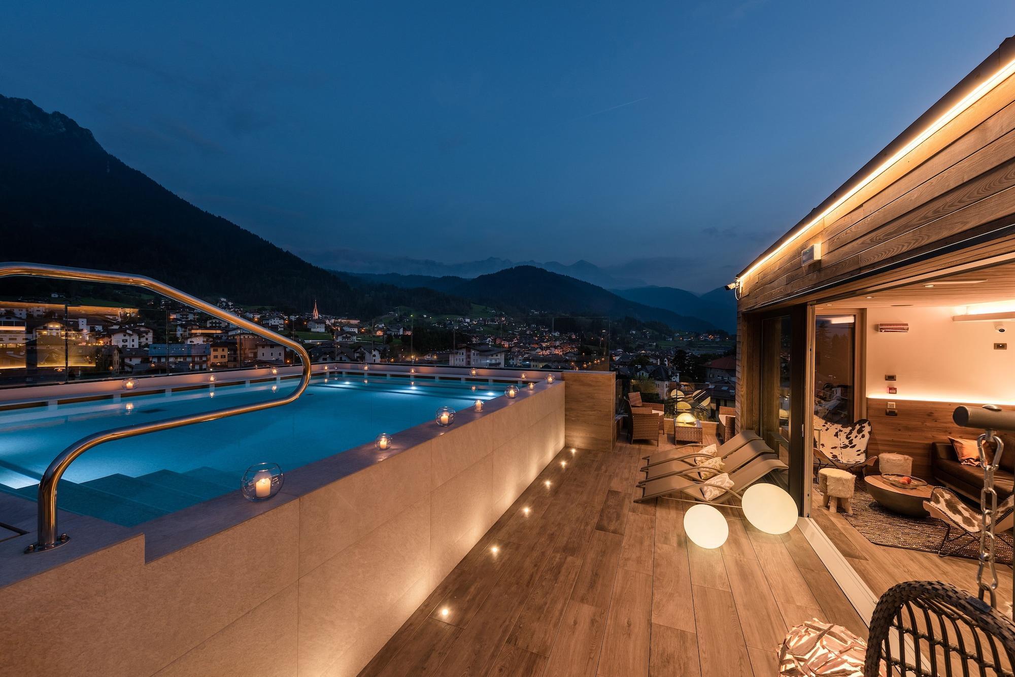 Brunet - The Dolomites Resort Fiera Di Primiero Esterno foto