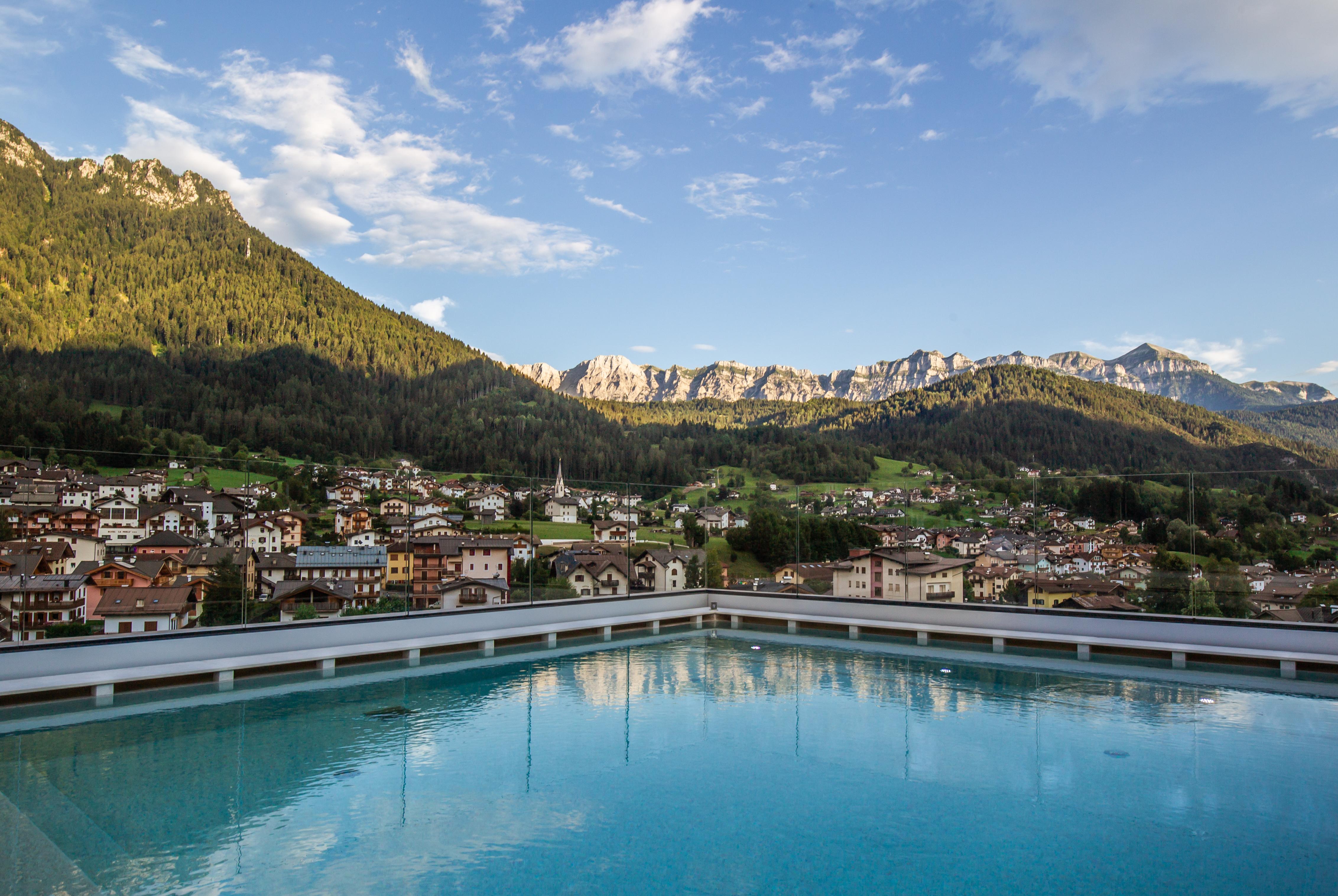 Brunet - The Dolomites Resort Fiera Di Primiero Esterno foto