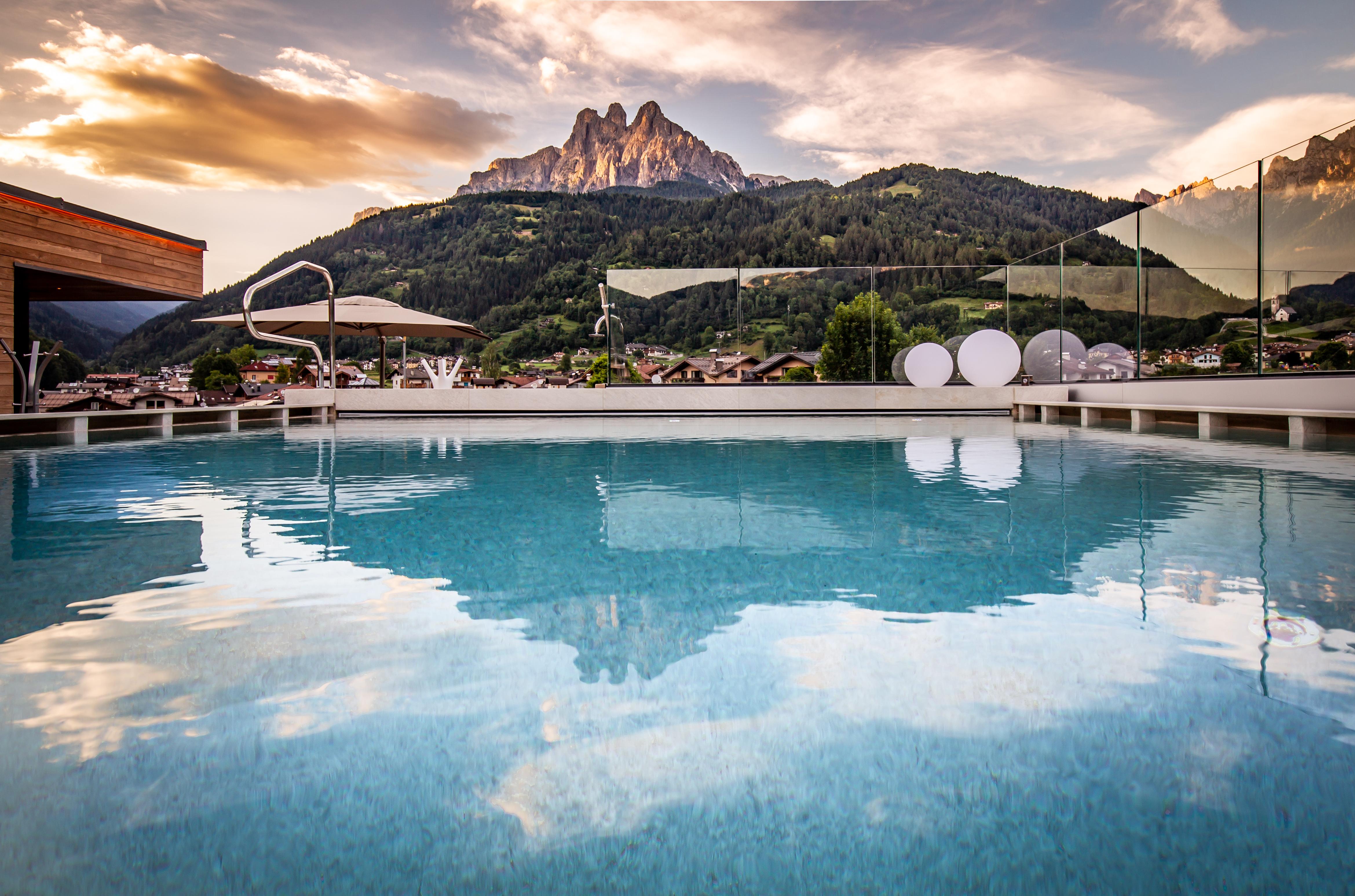 Brunet - The Dolomites Resort Fiera Di Primiero Esterno foto