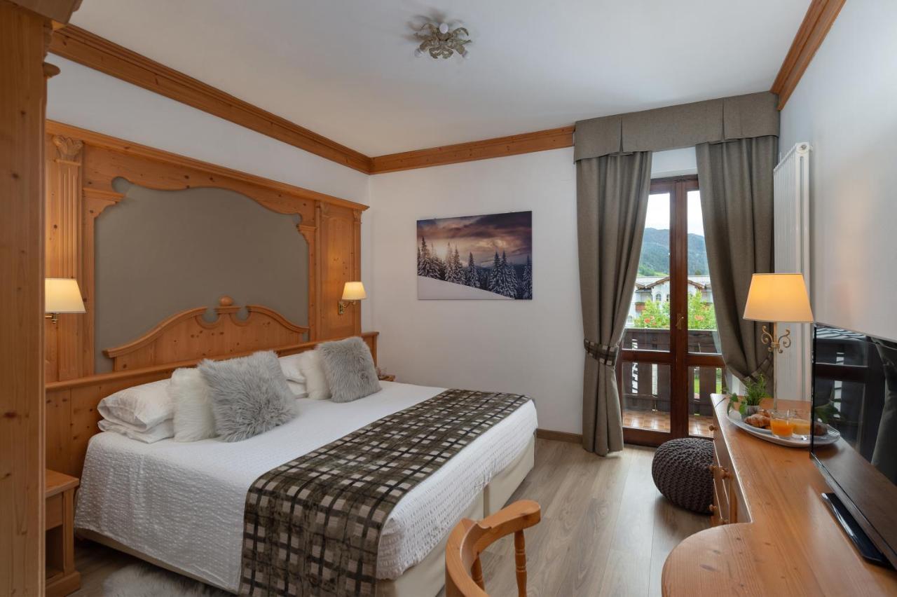 Brunet - The Dolomites Resort Fiera Di Primiero Esterno foto