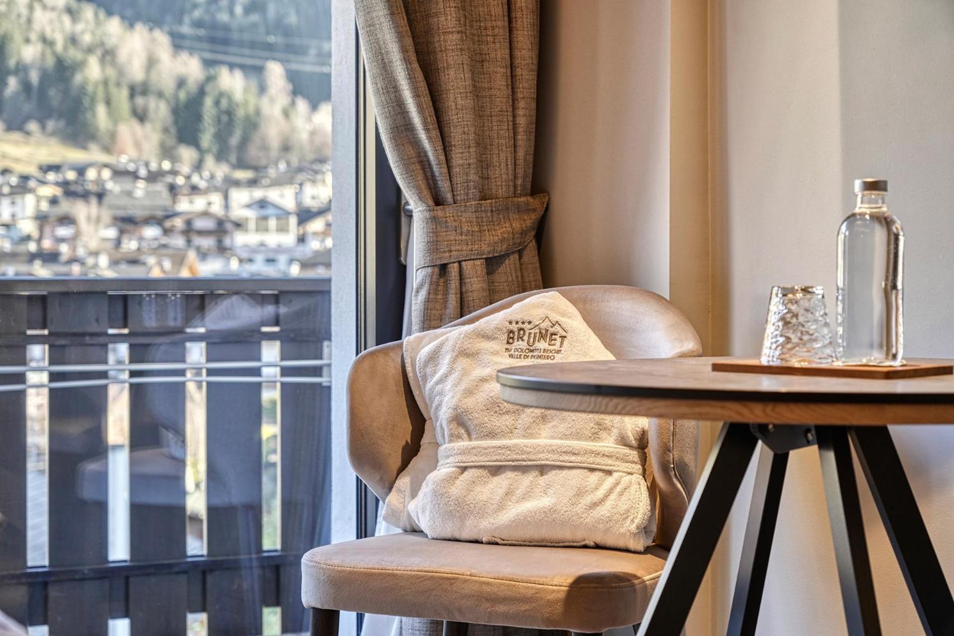 Brunet - The Dolomites Resort Fiera Di Primiero Esterno foto