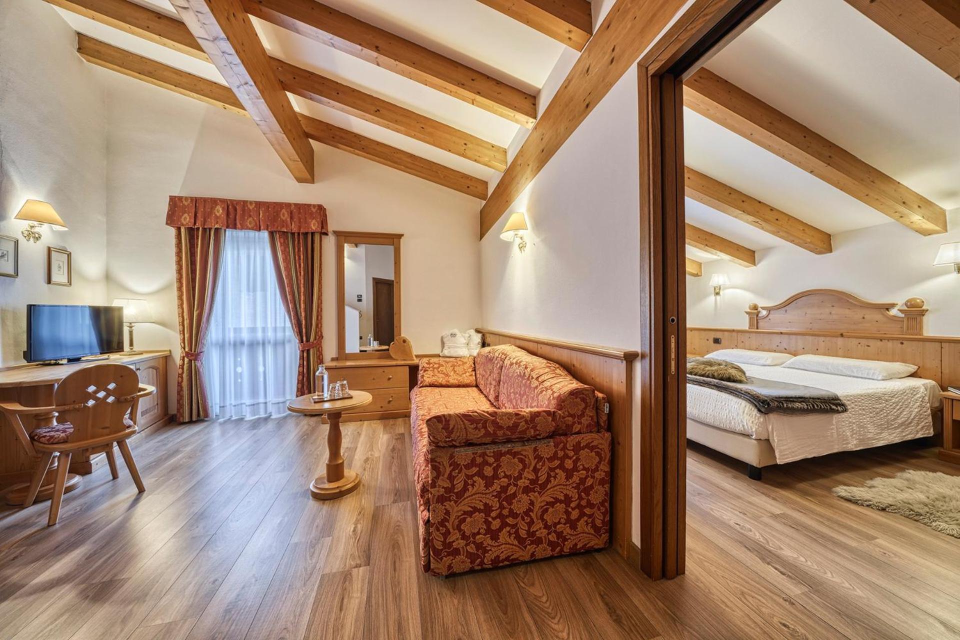 Brunet - The Dolomites Resort Fiera Di Primiero Esterno foto